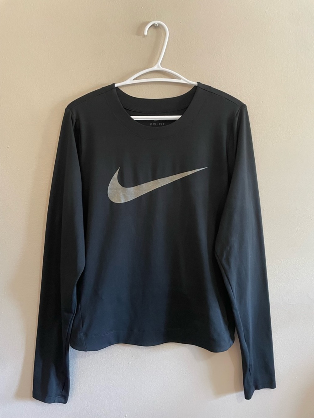 Nike Black Long Sleeve Athletic Top with Silver Swoosh – Size Large EUC - Picture 3 of 16